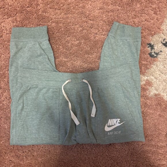 VTG Nike Women’s Size Large Mint Green "JUST DO IT" Capri Jogger Sweatpants SOFT - Picture 4 of 11